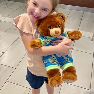 Meet your Posher, Twisted Theeads